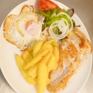 PLATO COMBINADO DE PECHUGA DE POLLO