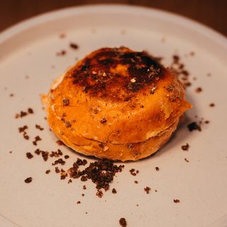 Torrija de pan quemado