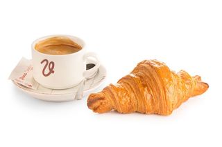 Café o infusión y opción dulce