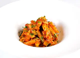 Pasta cu sos Marinara și legume