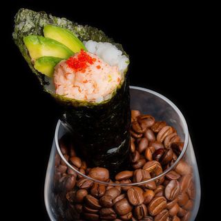 50. Temaki California