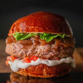 Бургер с телешко месо