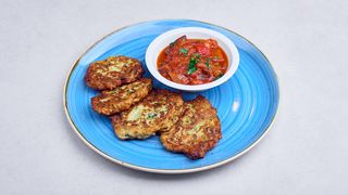 Placki ziemniaczano-cukiniowe z ratatouille warzywnym