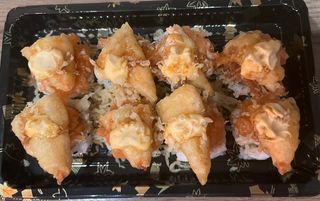 90. Uramaki speciale salmone 8 pezzi