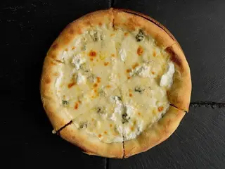 Піца 4 Сира 35 см (650g)
