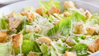 Салат "Цезарь с курицей" (300 гр)