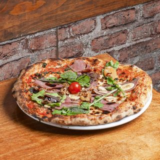 Pizza Bresaola