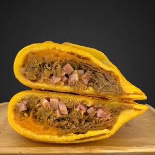 Empanada  cordon bleu de carne