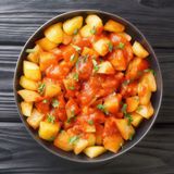 Tapa De Patatas Bravas