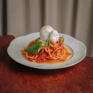 Spaghetti z burrata