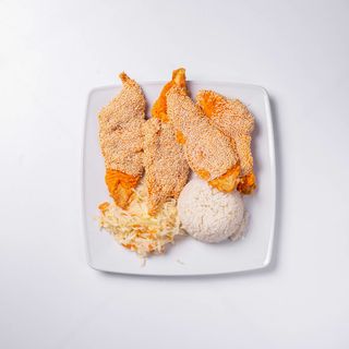 Kurczak w cieście sezamowym 