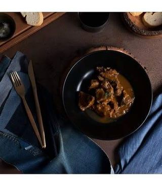 Ragout De Ternera En Salsa De Vino Tinto (300 G.)