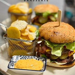 Meniu  Cheeseburger black angus 600g