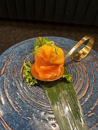 Gunkan Spicy Salmone 