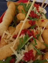 Straccetti di pizza fritta