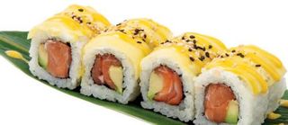 148 Uramaki Salmon mango roll