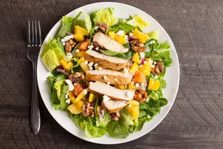 Insalata con pollo tikka
