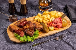 Platou carne la galeata 1kg