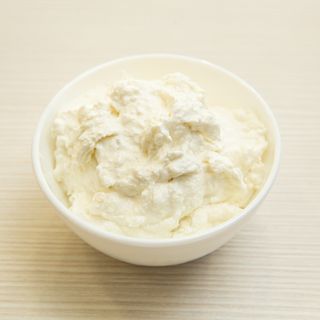 Extra Branza Picanta