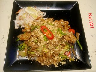 Pad Thai z wieprzowiną