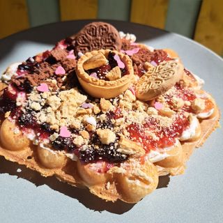 Бъбъл чийз гофрета с ягоди