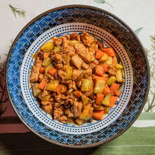 Pollo saltato in Salsa di soia dolce