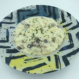 Rigatoni con carbonara de Gambon al ajillo