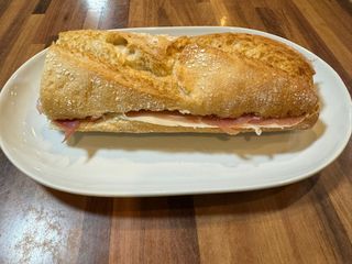 Bocadillo De Jamón Serrano