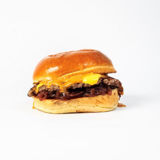 Von Herzog Lookatony Double 200g + 0,33l Pepsi + Pomfrit