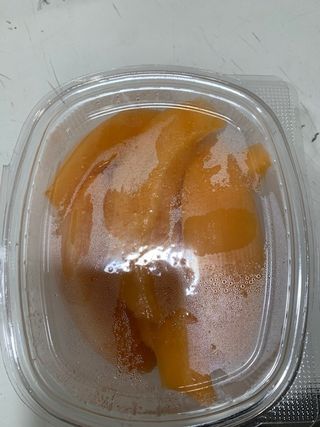 Meloncino cantalupo fresco tagliato