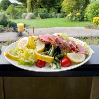 Salată Nicoise