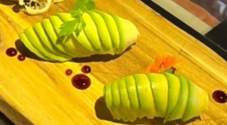 77 Nigiri avocado 2 pezzi