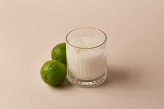 Классический қымыз с лаймом 