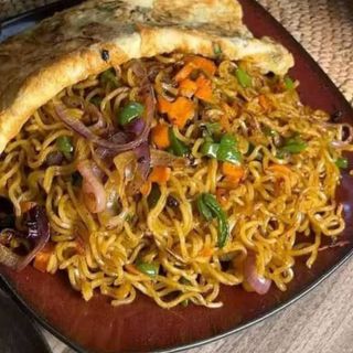 Noodle & omelet
