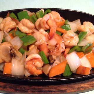 Chop Suey De Gambas A La Plancha