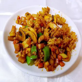 Calamares Con Salsa Picante