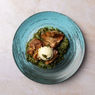 Teleći pauflek sa kremastim spanaćem i kajmakom