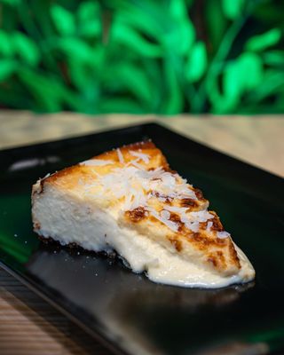 Tarta Fluida De Tres Quesos