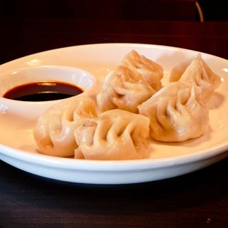 Ravioli di carne al vapore