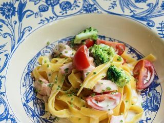 З лососем та броколі Спагеті  (340 г)