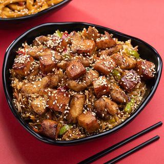 ბრინჯი ქათმით და ლორით