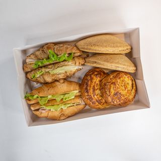 Солена кутия +4бр. Айрян