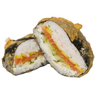 Sushi burger z łososiem