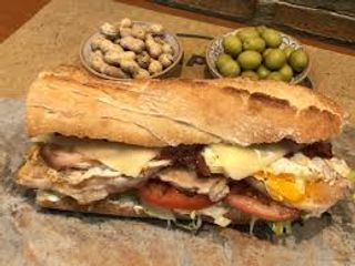 Bocadillo De Carne De Caballo (Entero)