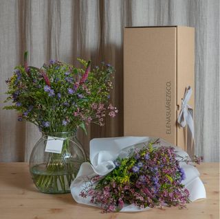 Ramo Con Flores del Campo 20T