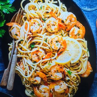 ESpaguete com camarao