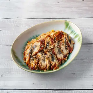 Donburi de Anguila Con Arroz