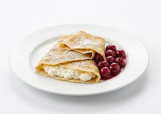 Палачинка с Извара и Вишни + Айрян