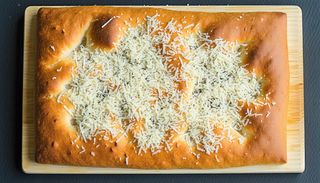 Focacia cu parmazen xxl