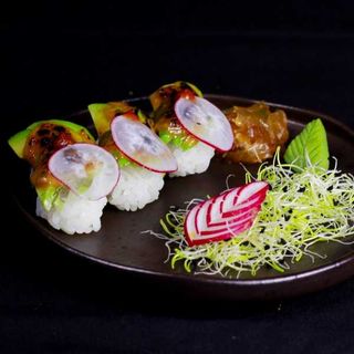 Niguiri de Abacate Flambado